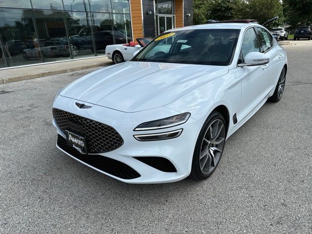 Used 2025 Genesis G70 2.5T AWD/4WD image 2