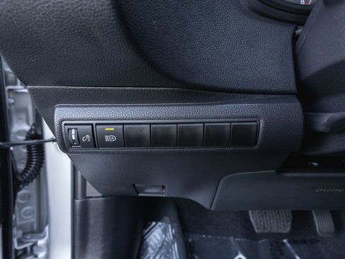 Certified 2025 Toyota Corolla SE image 13