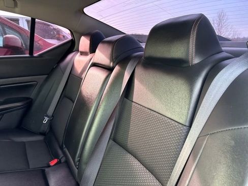 Used 2021 Nissan Altima 2.5 SR image 10