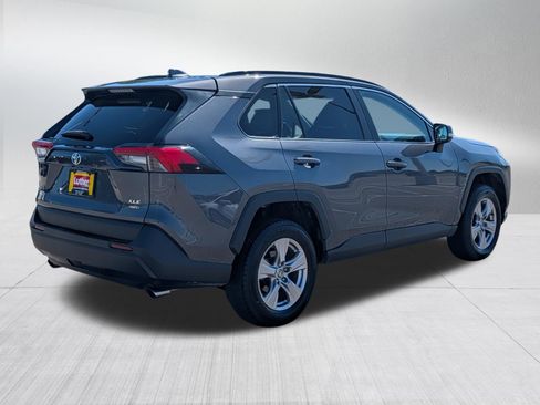 Used 2022 Toyota RAV4 XLE w/ Convenience Package AWD/4WD image 7