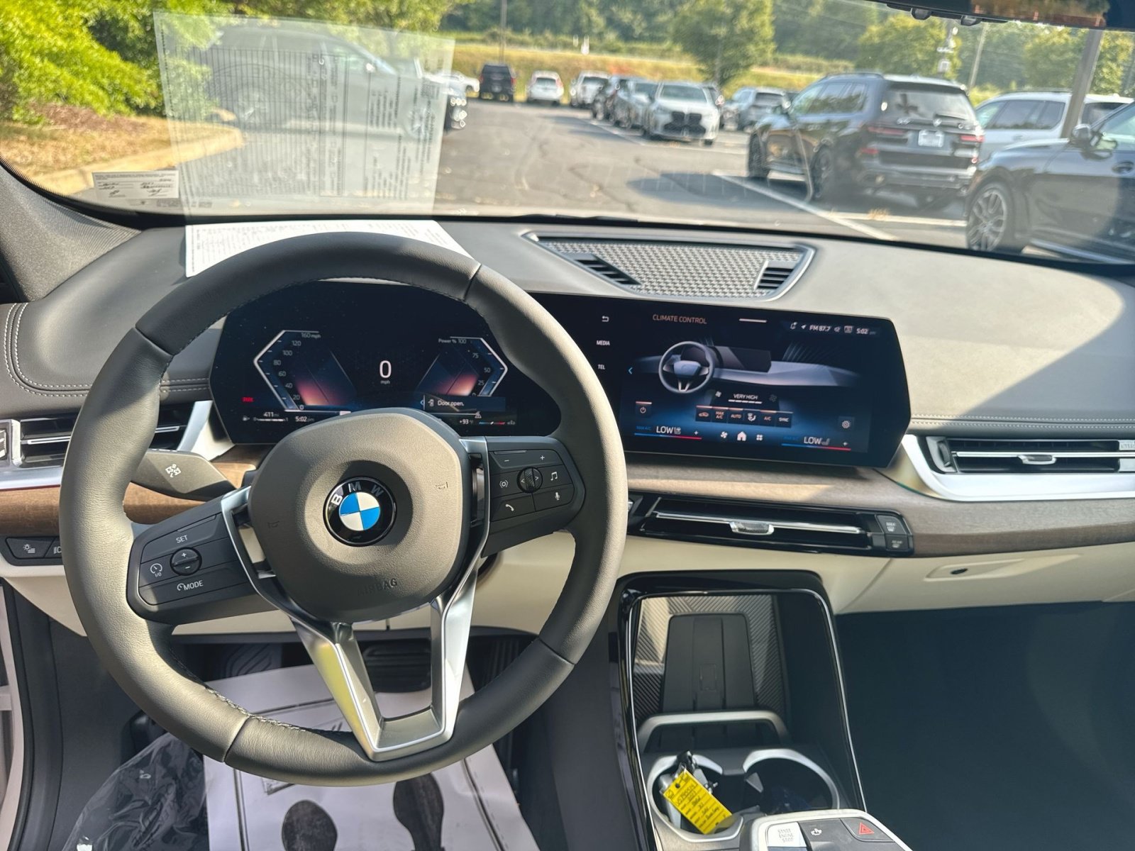 New 2027 BMW X1 xDrive28i AWD/4WD image 11