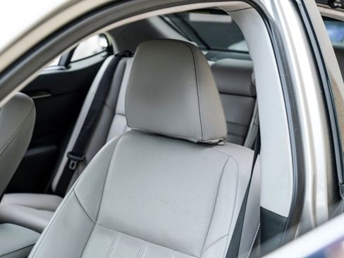 Used 2018 Lexus ES 350 w/ Ultra Luxury Package FWD image 33