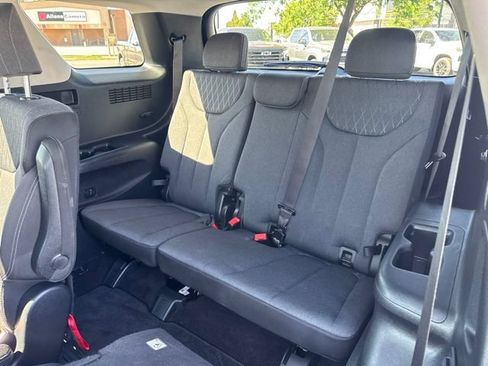 Used 2022 Hyundai Palisade SEL w/ Convenience Package AWD/4WD image 17