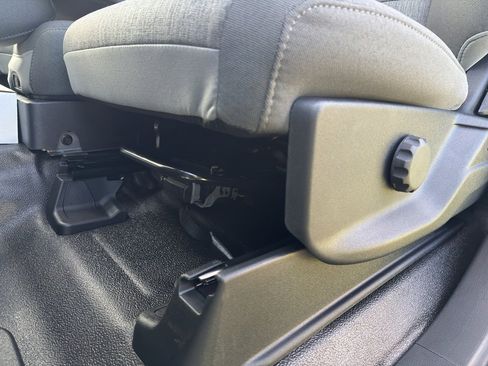 New 2026 Ford F550 4x4 Regular Cab Super Duty image 13