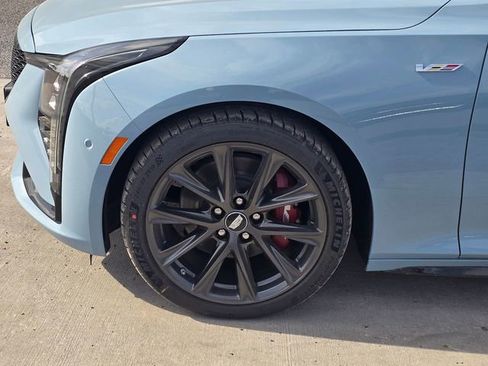 New 2026 Cadillac CT5 V RWD image 9