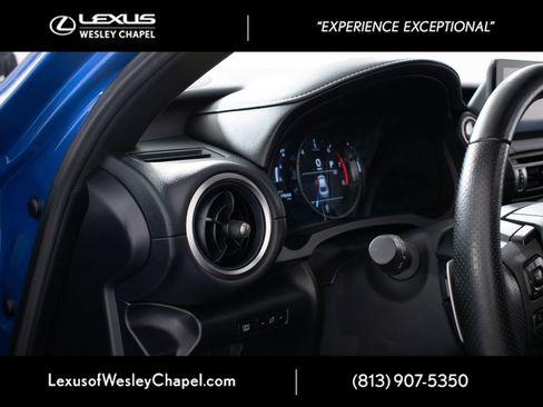Used 2022 Lexus IS 350 F Sport RWD image 36
