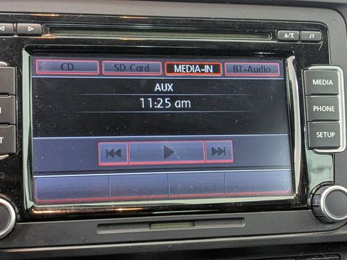 Used 2013 Volkswagen Jetta GLI Autobahn image 26