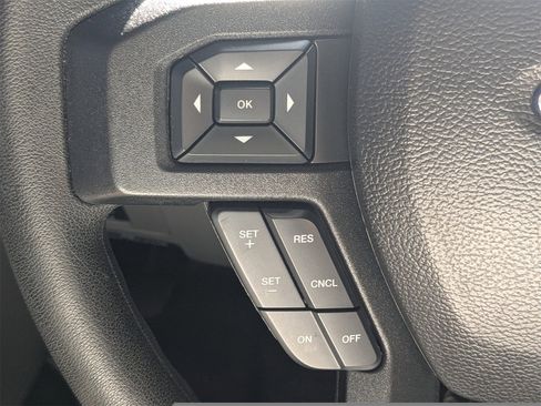 Used 2017 Ford F250 XLT w/ XLT Premium Package image 27