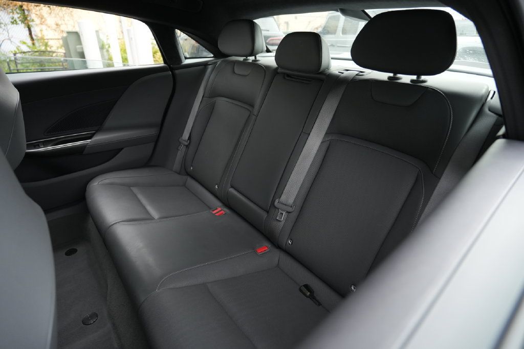 Used 2023 Lucid Air Pure AWD/4WD image 16