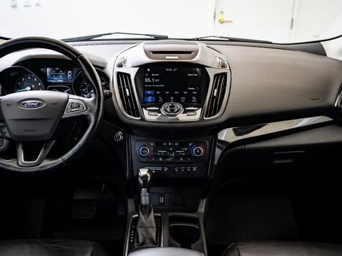 Used 2018 Ford Escape Titanium image 29