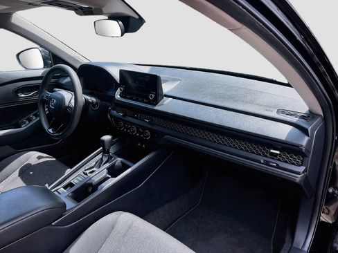 Used 2024 Honda Accord EX image 28