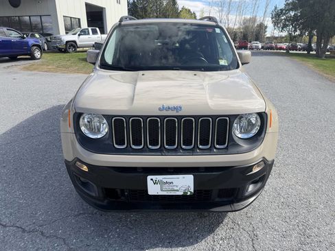 Used 2016 Jeep Renegade Latitude w/ Safety & Security Group FWD image 8