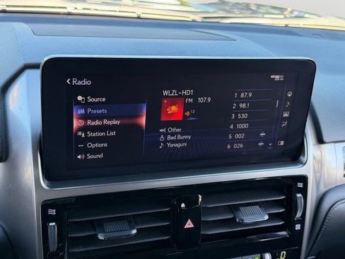 Certified 2022 Lexus GX 460 Premium w/ Accessory Package AWD/4WD image 22