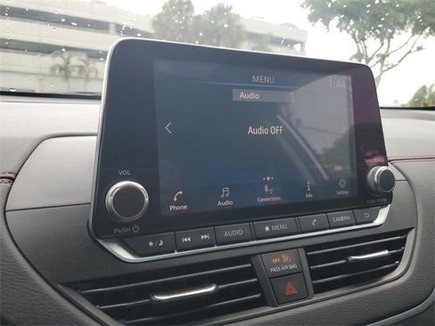 Used 2021 Nissan Altima 2.5 SR w/ SR Premium Package image 23