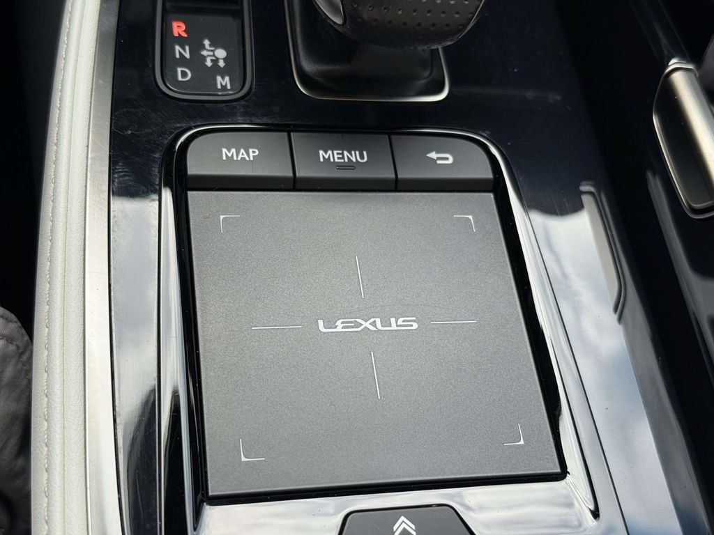 Used 2022 Lexus LS 500 F Sport w/ Accessory Package (Z2) AWD/4WD image 25