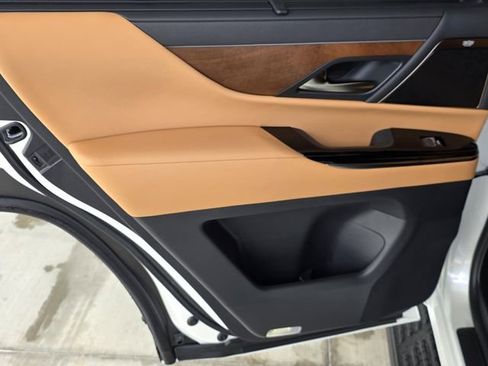 New 2026 Lexus LX 600 4WD w/ Luxury Package image 42