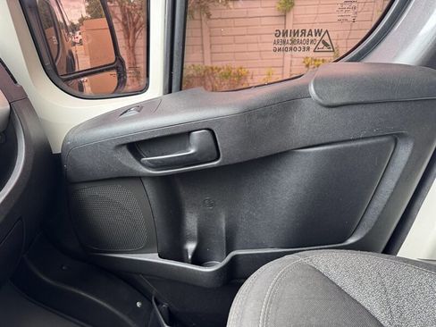 Used 2016 RAM ProMaster 3500 w/ Premium Appearance Group FWD image 11