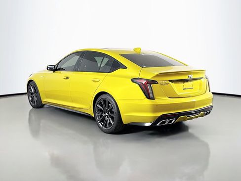 Used 2024 Cadillac CT5 V image 5