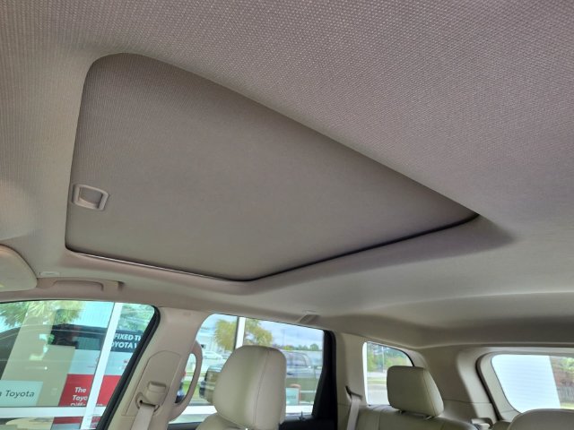 Used 2020 Jeep Grand Cherokee Limited RWD image 8