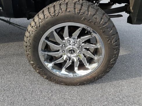 Used 2015 GMC Sierra 2500 Denali w/ Duramax Plus Package image 15