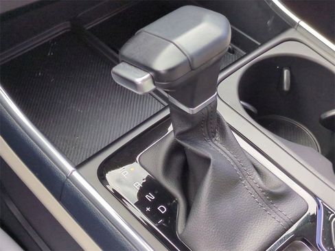 Certified 2026 Kia Carnival EX image 15