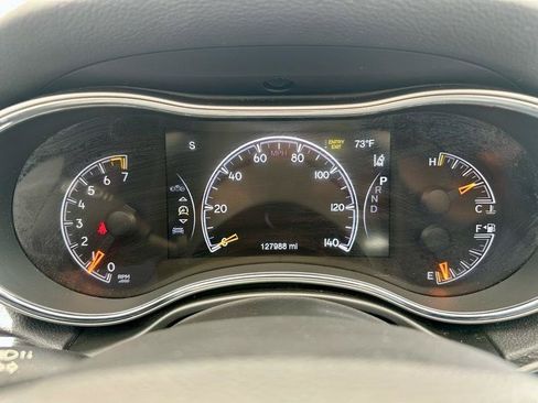 Used 2021 Jeep Grand Cherokee Trailhawk w/ Trailhawk Luxury Group AWD/4WD image 21