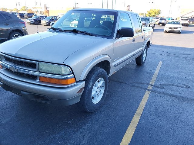 Used 2003 Chevrolet S10 Pickup LS AWD/4WD image 1