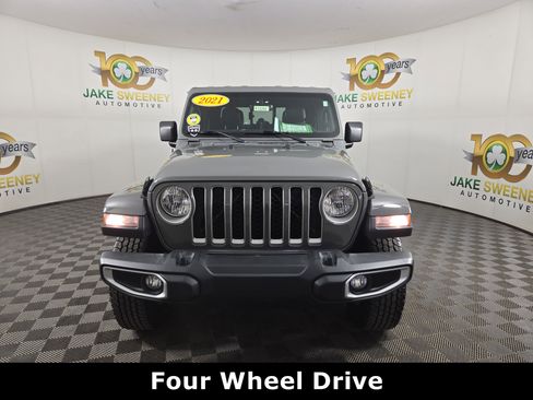 Certified 2021 Jeep Gladiator Overland w/ Popular Equipment Package image 3