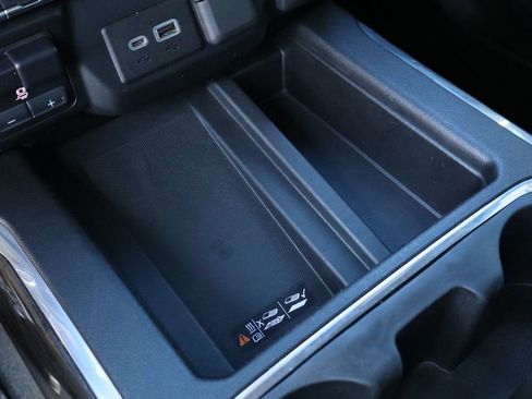 Used 2020 Chevrolet Silverado 2500 LTZ w/ Technology Package image 18