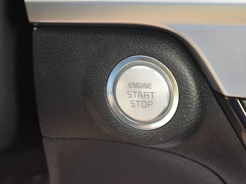 Certified 2023 Kia Telluride S w/ S Sunroof Package AWD/4WD image 27