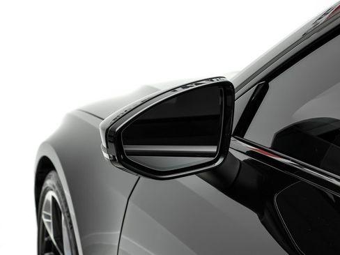 Used 2025 Audi RS 7 performance Sportback AWD/4WD image 40