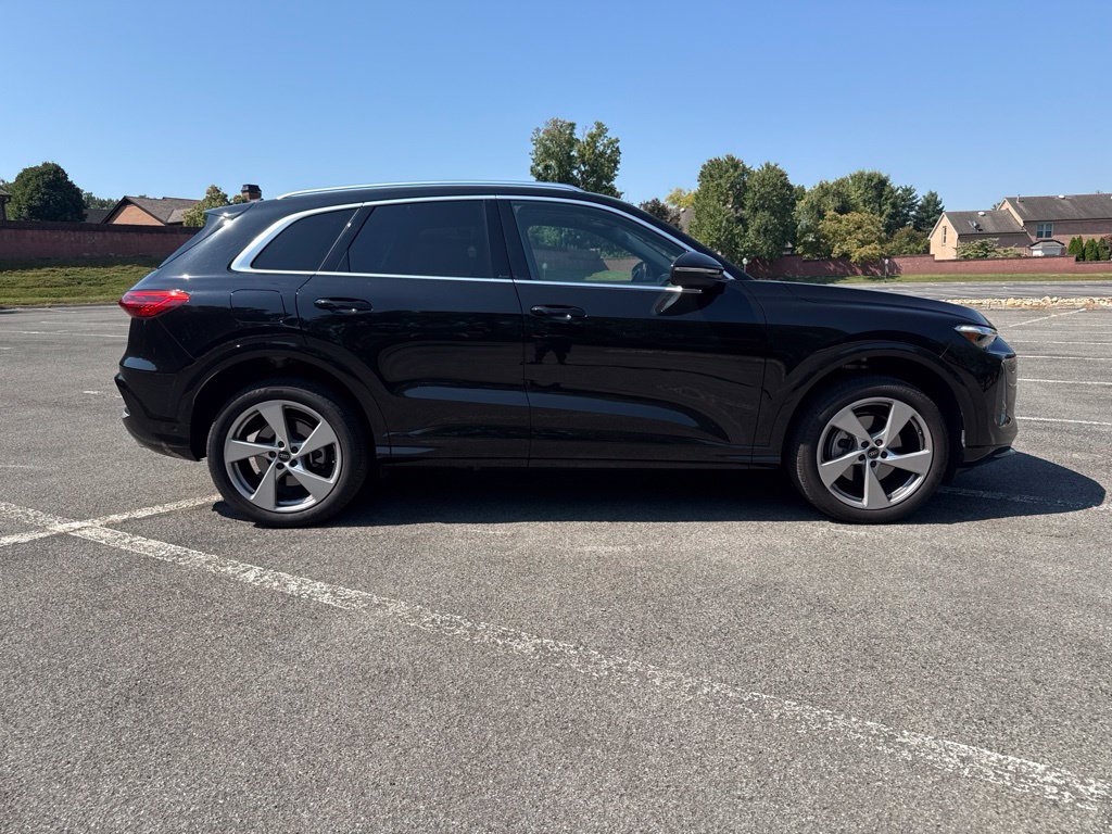 Used 2025 Audi Q5 Premium AWD/4WD image 5