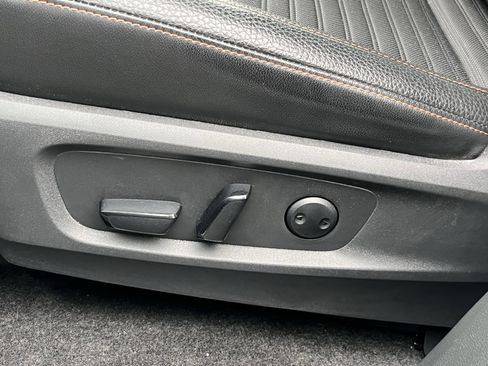 Used 2024 Nissan Pathfinder Rock Creek image 13