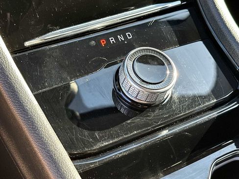 Used 2023 Jeep Grand Cherokee Limited image 23