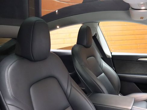 Used 2023 Tesla Model Y Long Range image 59