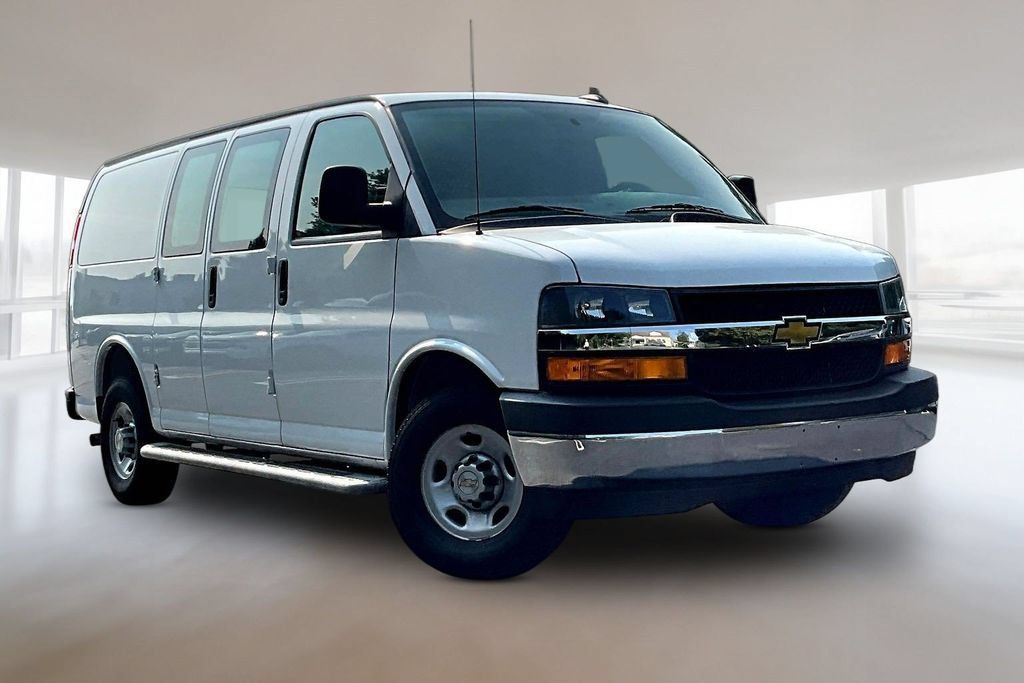 Used 2025 Chevrolet Express 2500 w/ Driver Convenience Package RWD image 1
