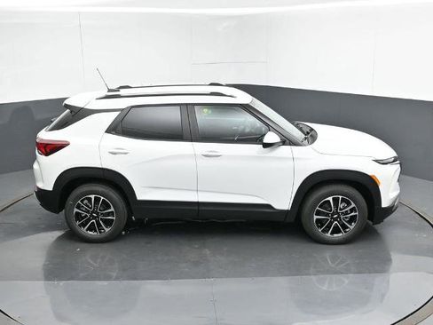 New 2025 Chevrolet TrailBlazer LT w/ Convenience Package image 22