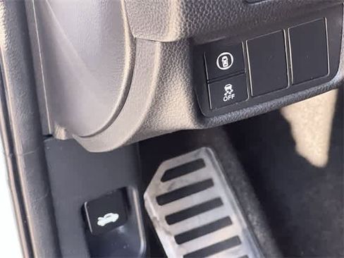 Used 2018 Honda Accord Sport image 29