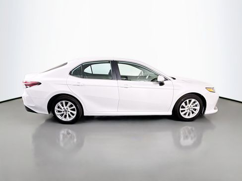 Used 2023 Toyota Camry LE FWD image 11