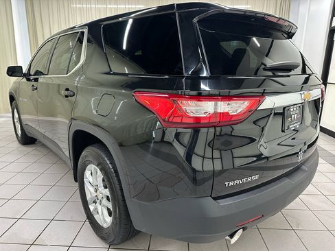 Used 2019 Chevrolet Traverse LS image 9