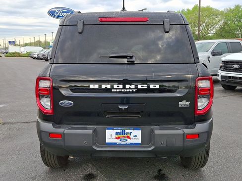 Used 2025 Ford Bronco Sport Outer Banks w/ Outer Banks Tech Package+ AWD/4WD image 5
