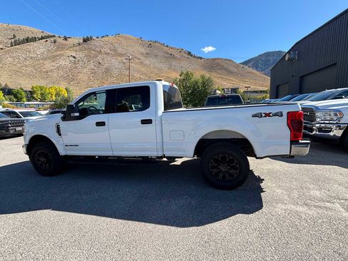 Used 2022 Ford F250 XLT image 10