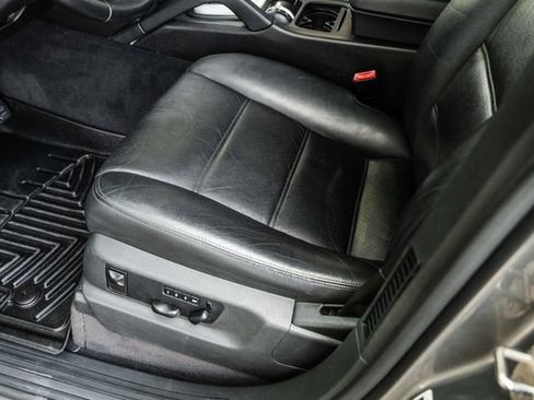 Used 2008 Porsche Cayenne AWD/4WD image 49