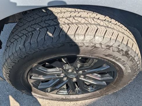 Used 2023 Ford F150 Lariat w/ Equipment Group 502A High AWD/4WD image 22