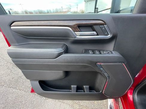 Used 2024 GMC Sierra 2500 SLE w/ SLE Value Package; image 22