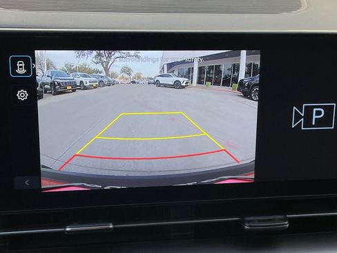 Used 2024 Hyundai Kona SEL image 18