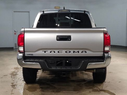 Used 2020 Toyota Tacoma SR5 image 6