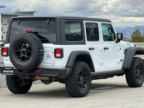 Used 2025 Jeep Wrangler Unlimited Sport S 4xe AWD/4WD image 4