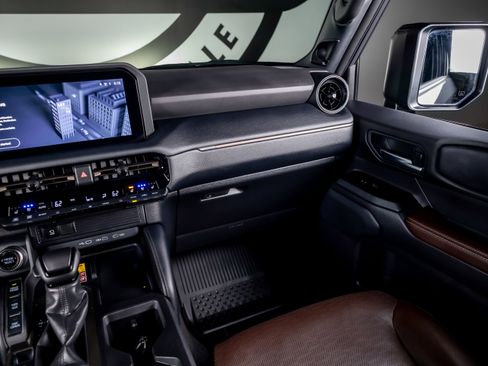 Used 2025 Toyota Land Cruiser w/ Premium Package image 7