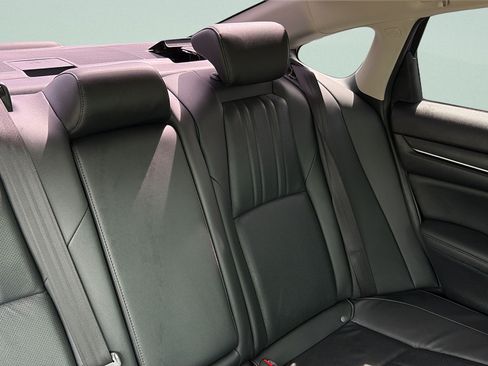 Used 2021 Honda Accord Sport Special Edition image 17